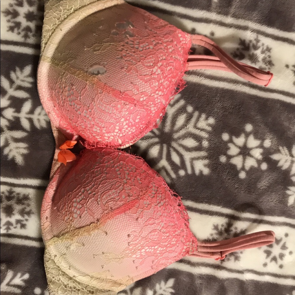 PINK bra